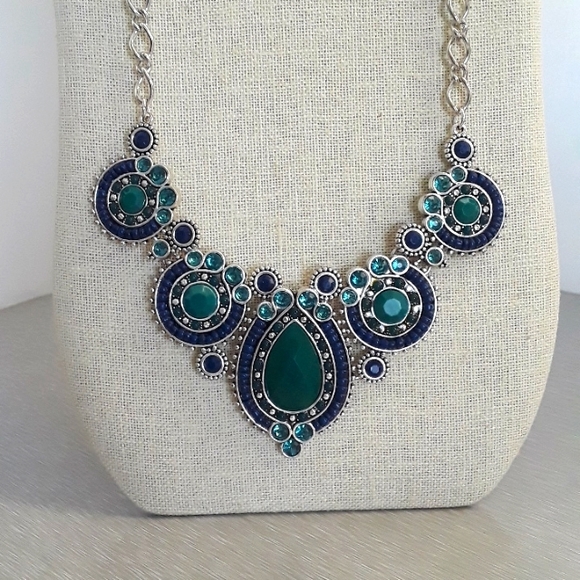 Premier Designs Necklace - Picture 1 of 3